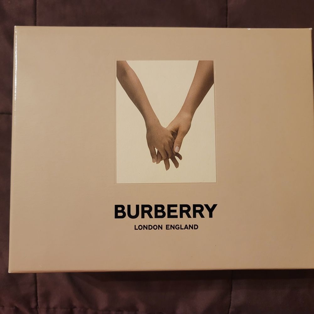 Burberry Gift Box